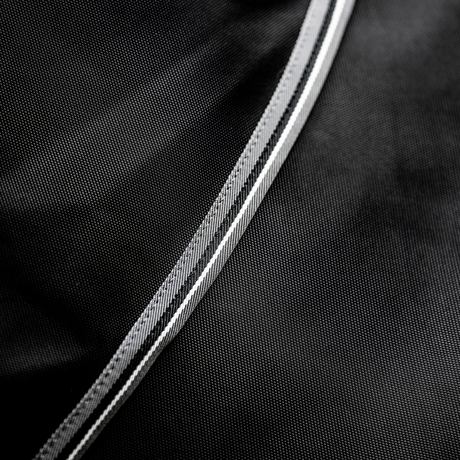 Horseware Ireland Rambo 1680D 0g Turnout Rug #colour_black-thunderstorm-grey-silver