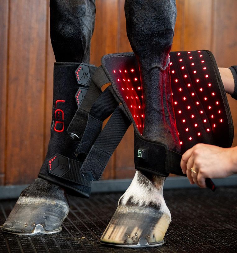 Horseware Ireland LED Red Light Therapy Leg Wrap