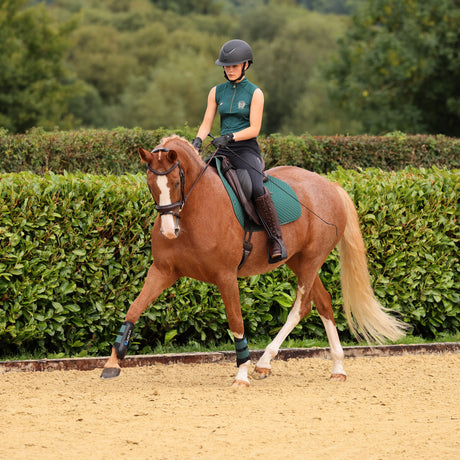 Shires Aubrion Team Sleeveless Base Layer #colour_green