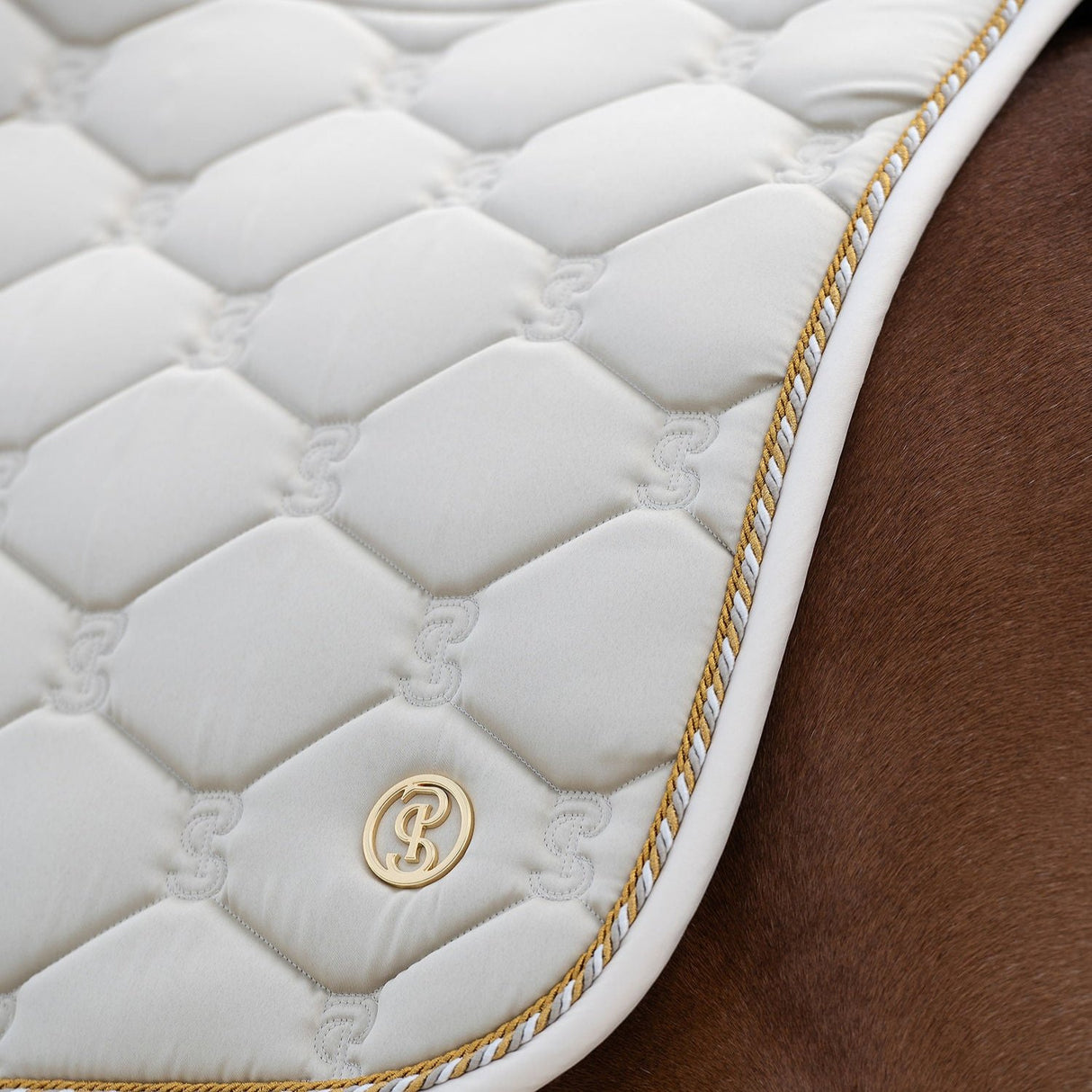 PS of Sweden Jump Signature Saddle Pad #colour_dark-ivory