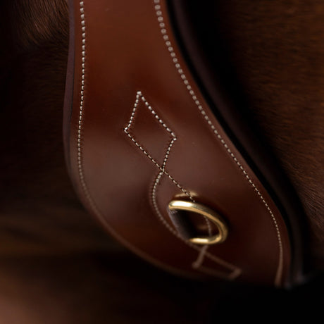HV Polo Legacy Jumping Girth #colour_brown