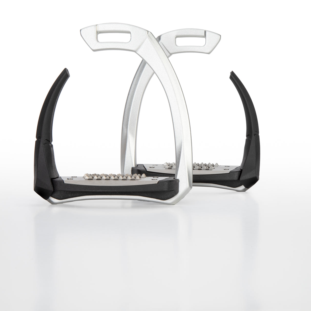 Shires Karben Ultra Grip FX Stirrups #colour_black