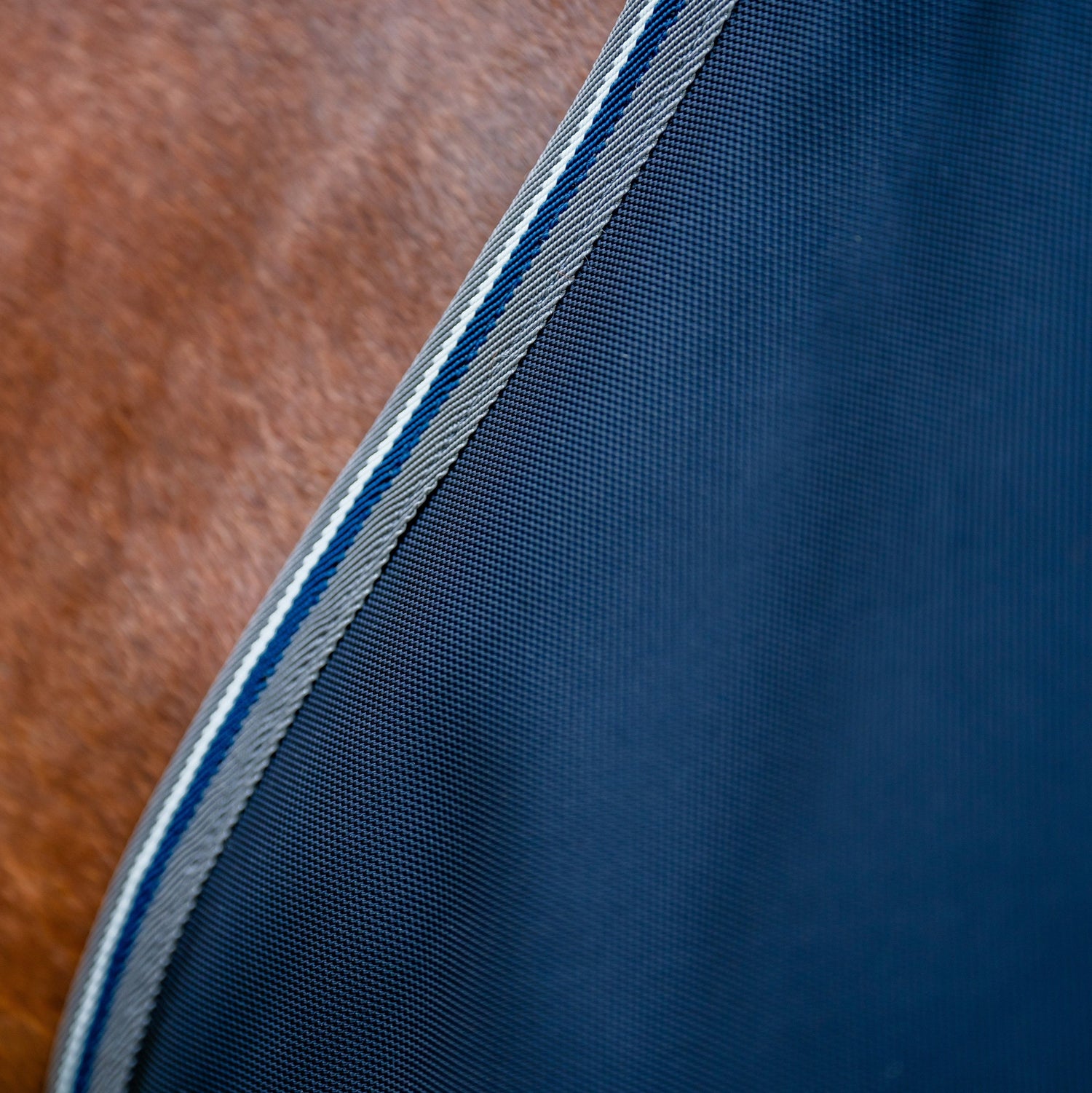 Horseware Ireland Rambo Supreme 1680D Turnout Plus 50g #colour_navy-thunderstorm-grey-silver