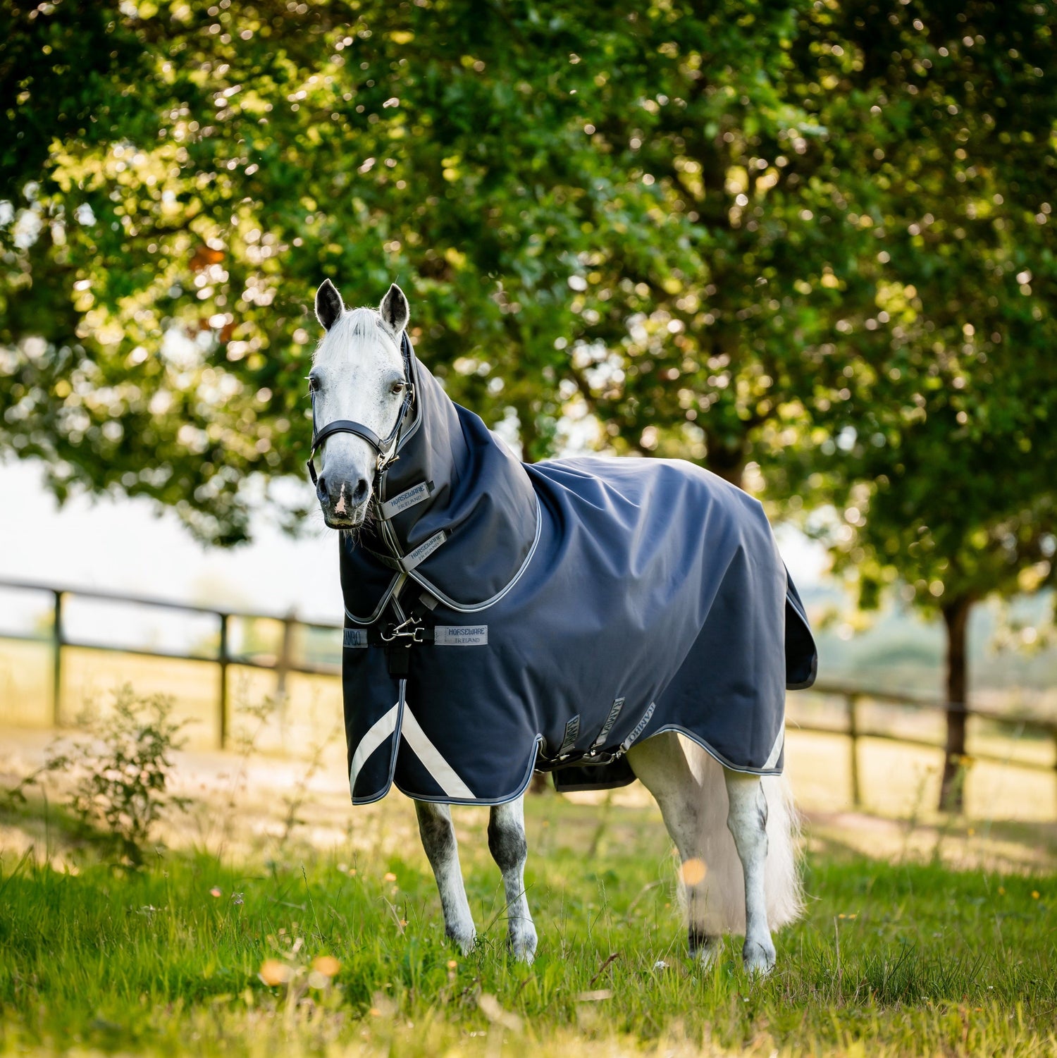 Horseware Ireland Rambo Supreme 1680D Turnout Vari-Layer 250g #colour_navy-thunderstorm-grey-silver